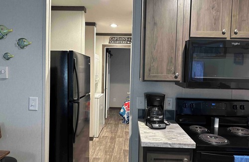 Lone Mountain Cabaña | New cozy 1-bedroom modular home with free WiFi, pet friendly in Tazewell, TN