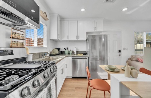 San Bernardino Casa | New&Cozy 1BR with Private Yard near NOS & Yaamava
