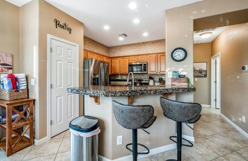 Anthem Casa | NEW! Cozy desert getaway with private backyard and seasonal pool!