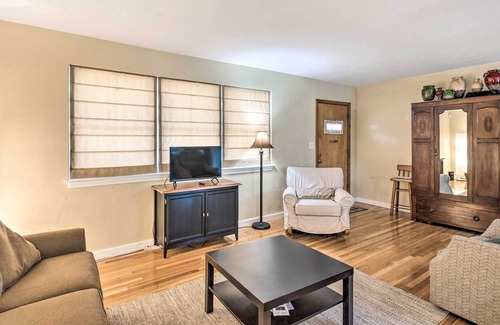 East Pensacola Heights Casa | NEW! Cozy Pensacola Home w/ Yard: 3 Mi to Downtown