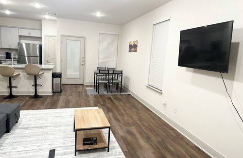 Southside Casa | New Cozy Spot by Lackland & Seaworld