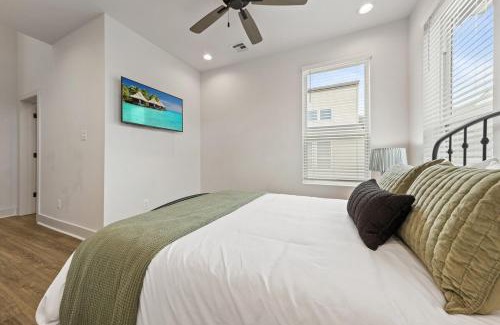 Lafayette Apartamento | NEW Cracklin House Luxury Amenities Fast WiFi 65 TV