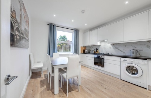 Cricklewood Casa | New Cricklewood Modern Home