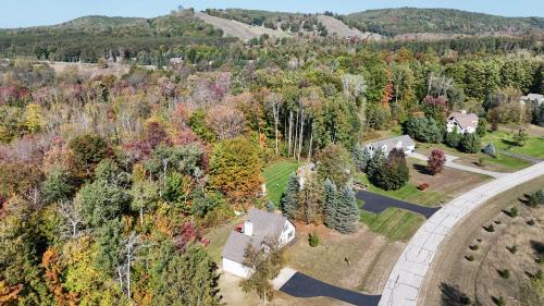 Thompsonville Casa | New! Crystal Dreams - Luxury Chalet At Crystal Mt