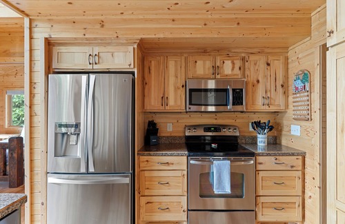 Breezy Point Cabina | New- Cullen Cove|Family Friendly|Swimming|Kayaks