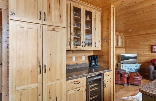 Breezy Point Cabina | New- Cullen Cove|Family Friendly|Swimming|Kayaks