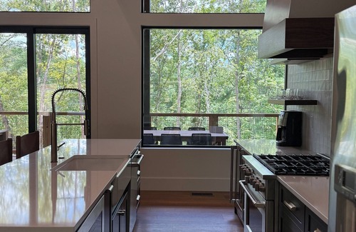 Mill Spring Casa | New Custom Built Modern Lake House near vineyards, orchards, Biltmore and more.