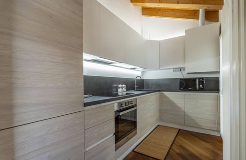 Palmanova Apartamento | New Deal-APT with terrace, hot tub & Netflix