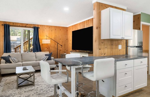 Bend Cabina | *New* Deschutes Riverwoods Retreat