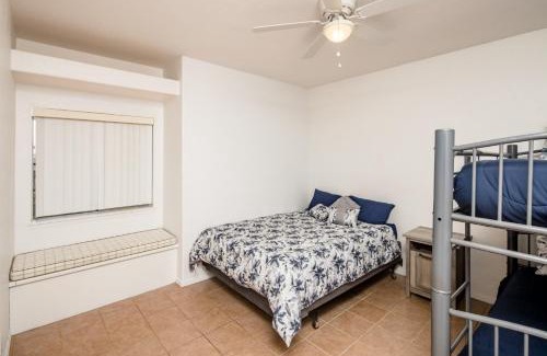 Lake Havasu City Casa | NEW! Desert Pool & Spa Home, Minutes To Beach!