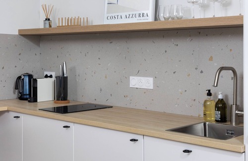 Mónaco Apartamento | New Designer Studio Centrally Located AC, Fiber