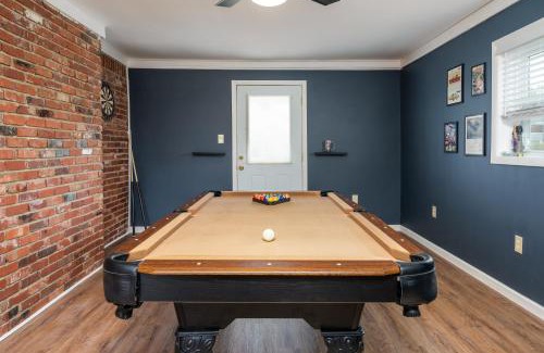 Bluff City Casa | NEW Dragster Dream House 3BD2BA Game Room
