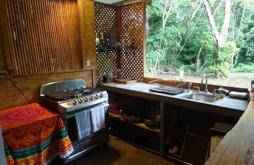 Playa Negra Cabina | New, El Chic Shack, Rustic yet Comfy walk to Negra