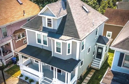 New Bedford Casa | New England Holiday Getaway