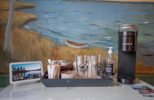 Stonington Apartamento | New England Hospitality at the Carriage House Mystic Vacation Rentals LLC