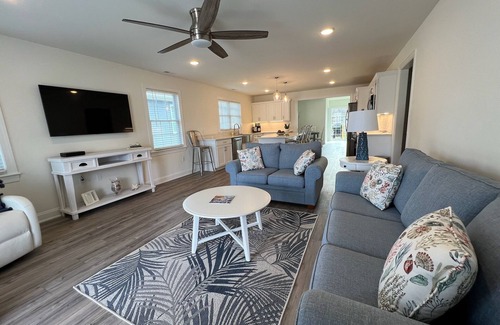 Villas Casa | New!! Enjoy the Most Spectacular Sunsets in Cape May County! Dog friendly!