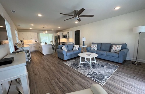 Villas Casa | New!! Enjoy the Most Spectacular Sunsets in Cape May County! Dog friendly!