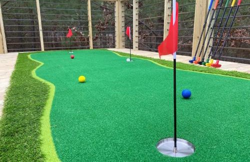 Broken Bow Casa | NEW Entertainer Cabin with Spa Games & Playground
