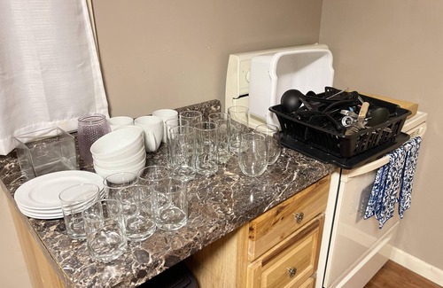 Lebanon Casa | NEW -Entire House Near DHMC- Dartmouth College- Hanover- House - Pet Friendly