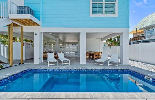 Hills T P Casa | new everything - walk to everything