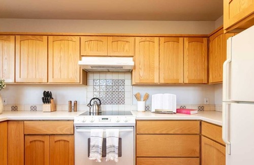 Santa Fe Casa | NEW! Exquisite 2BR Casita | Hacienda by Here