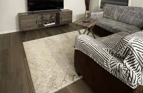 Chestermere Casa | New Family home in Chesteremere