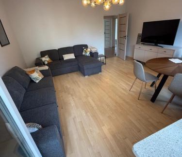 Ursynow Apartamento | New Family KEN Apartment 80m2, metro Stoklosy
