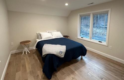 Montgomery Casa | New Farmhouse, King Beds, Game Room, Hot Tub & View!