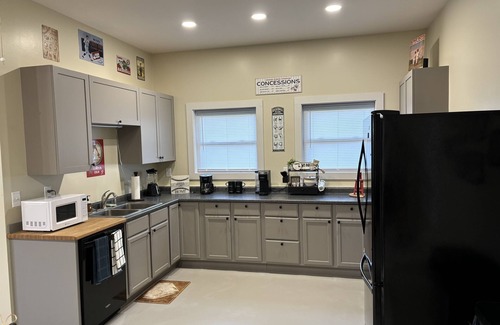 Fly Creek Cabaña | New for 2024! Koko's Koop - Sleeps 6!