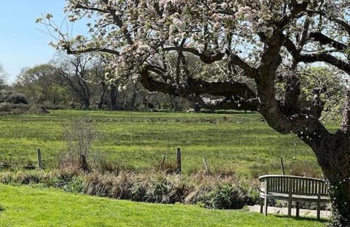 New Forest District Casa | New Forest Serene Retreat with Breathtaking Views