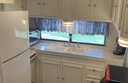 Iona Casa | NEW!! Fort Myers beach RV Resort 2 bedroom 1 bat