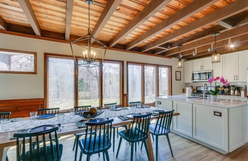 Front Royal Cabina | New - Front Royal Hilltop Cabin w/ Panoramic Views!