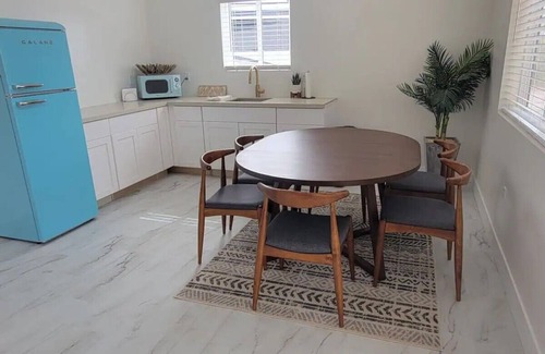 Desert Hills Casa | New, full Casita in North Phoenix with AC, WiFi
