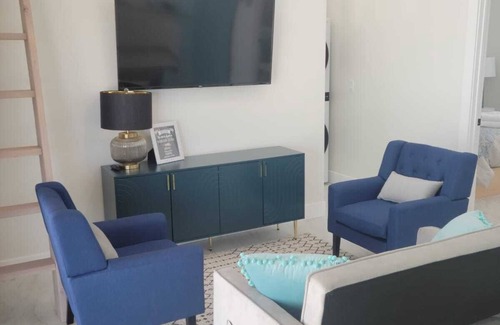 Desert Hills Casa | New, full Casita in North Phoenix with AC, WiFi