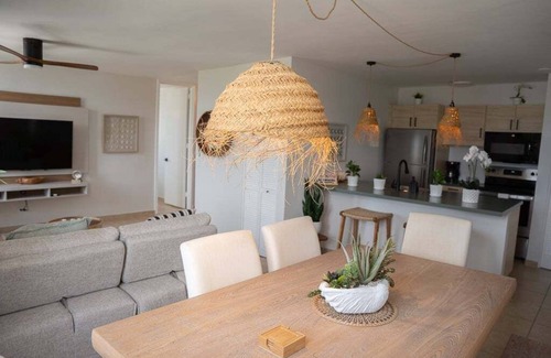 La Pared Condominio | NEW! Fully Remodeled Condo with Ocean Views