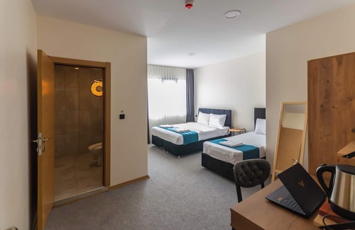 Arnavutkoy Hotel | New Garden Airport Hotel İstanbul