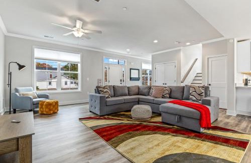 Edgewater Casa | New! Golden Anchor Retreat Lux Living!