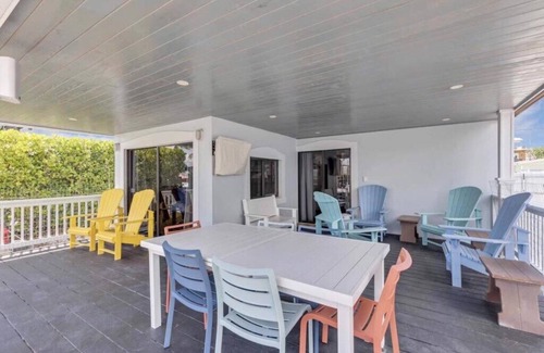 Key Largo Village Casa | New Ground Level 3 bedroom waterfront house with Dock