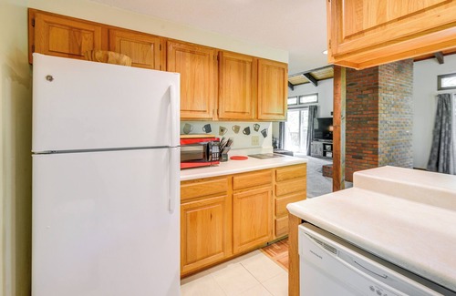 Eidelweiss Village Casa | ¡NUEVO! Madison Home w / Porch - A pie de la playa de Boulder