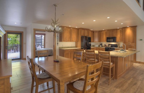 Purgatory Casa | New! High Mountain Home (#703) |10 min to Ski - Golf - AC/Pool/Hot Tub/Deck