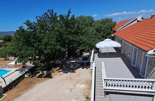 Sibenik Apartamento | NEW Holliday Apartment A2+2, Family house, garden pool, terase, wi-fi