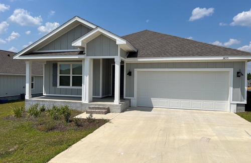 Florida Panhandle Casa | New home 4 bed 2 bath fully furnished. 16 miles from beach .