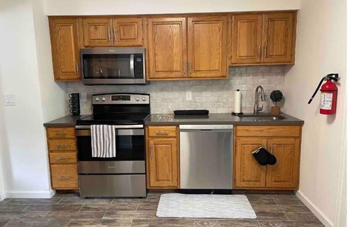 Osbornsville Casa | NEW Home Away From Home! Only 7 Min to Beach!