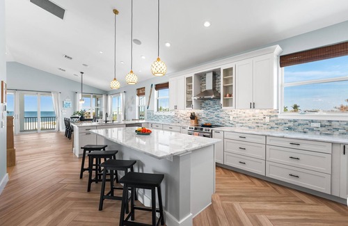 Captiva Casa | NEW Gulf View Luxury Home W/Pool & Club Amenities