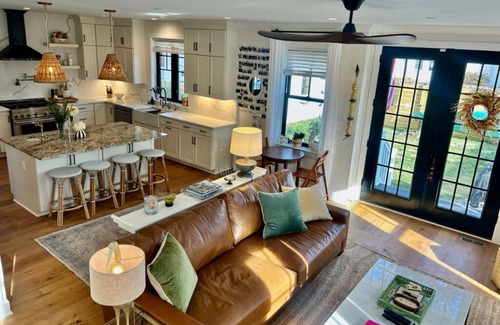 Eastport Casa | New home in historic Eastport! Steps from restaurants, retail, and more.