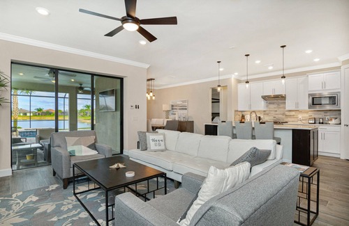Naples Casa | New Home in Winding Cypress, 5BR, Close to ocean and golf