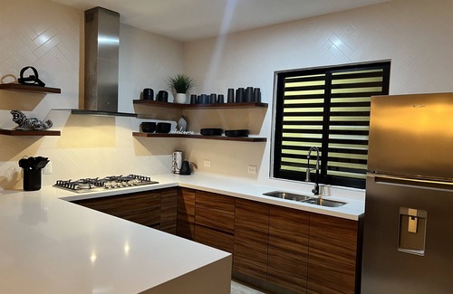 Ixtapa Casa | New Home just 15 minutes from Beach!