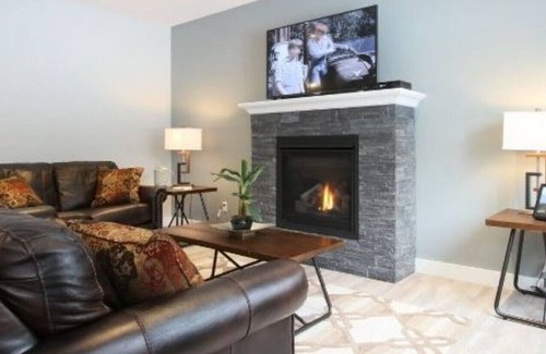 East Kootenay Casa | Nueva casa en campo de golf cerca de Ski Hill