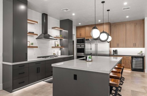 Virgin Casa | New home!! Zion's Edge, Kolob Canyon, Private Pool, Hot Tub, Views!