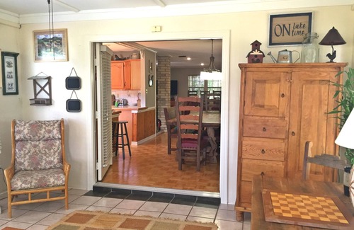 Enchanted Oaks Casa | ¡¡Privado!! Hermoso 1. 6 Acre Lake House Retreat en la cala aislada